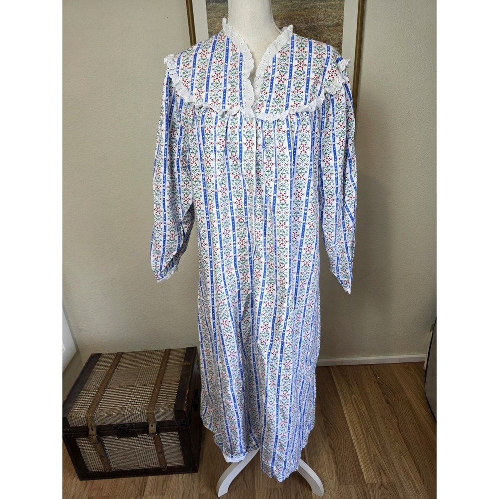 Lanz Of Salzburg Floral Flannel Nightgown Long Sleeve White Blue Large Muumuu